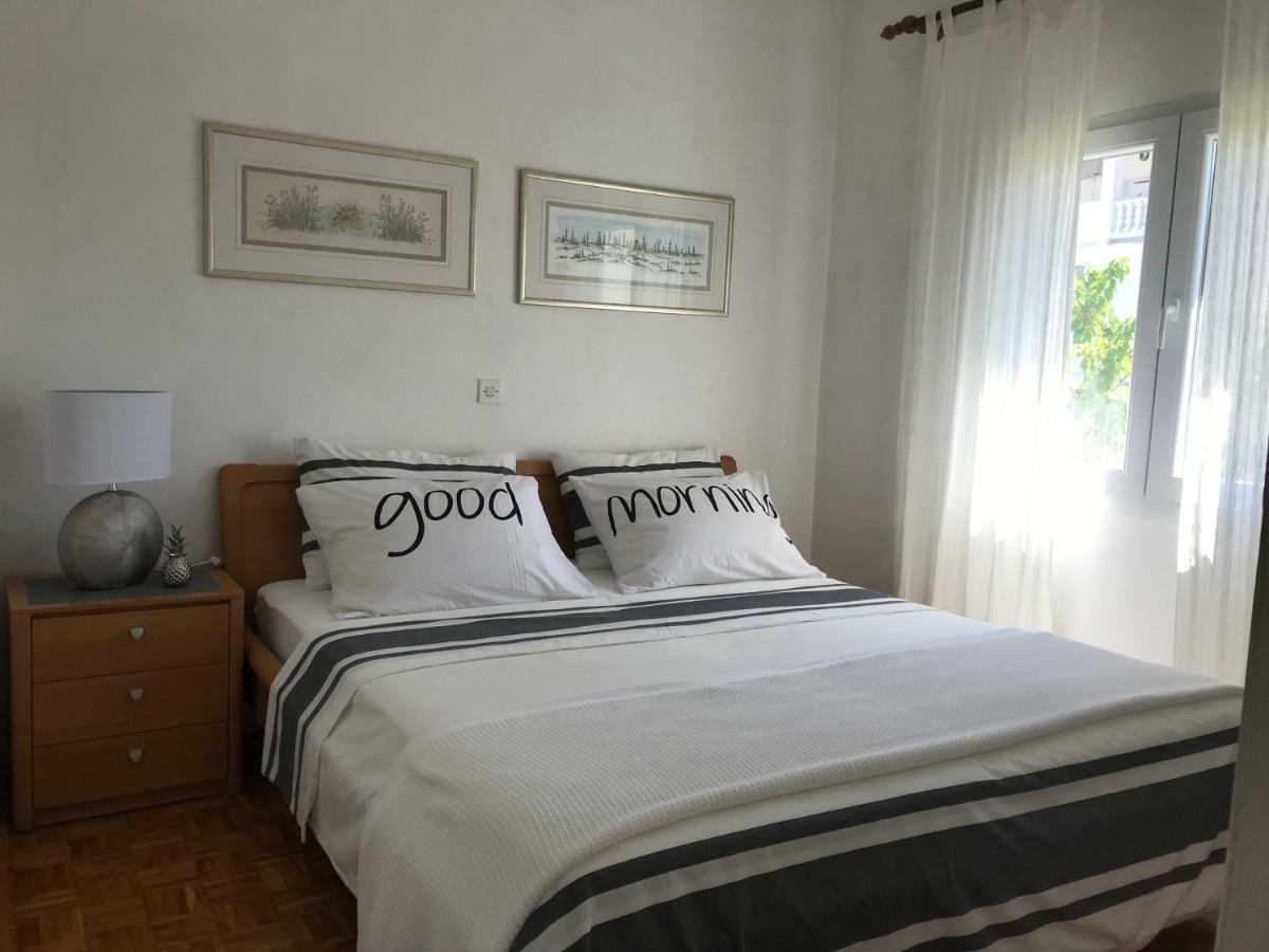 Apartments Biskup Привлака Екстериор снимка